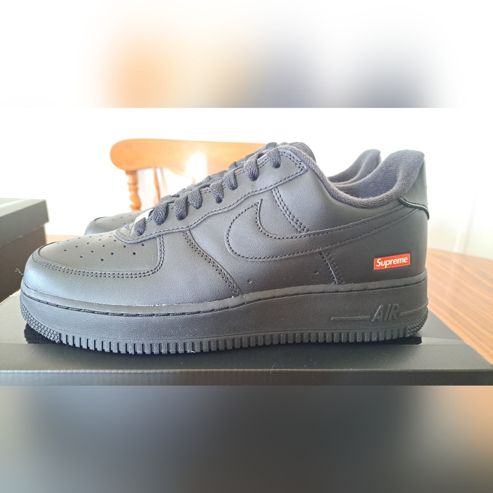 Nike Air Force 1 x Supreme